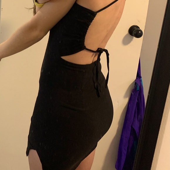 H&M Black Dress with Pink Butterfly - Picture 3 of 6